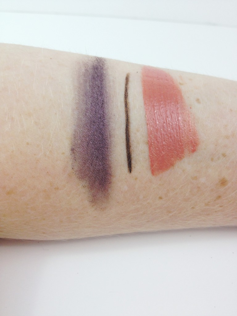 ipsyglambag-swatches-leahtackles.jpeg