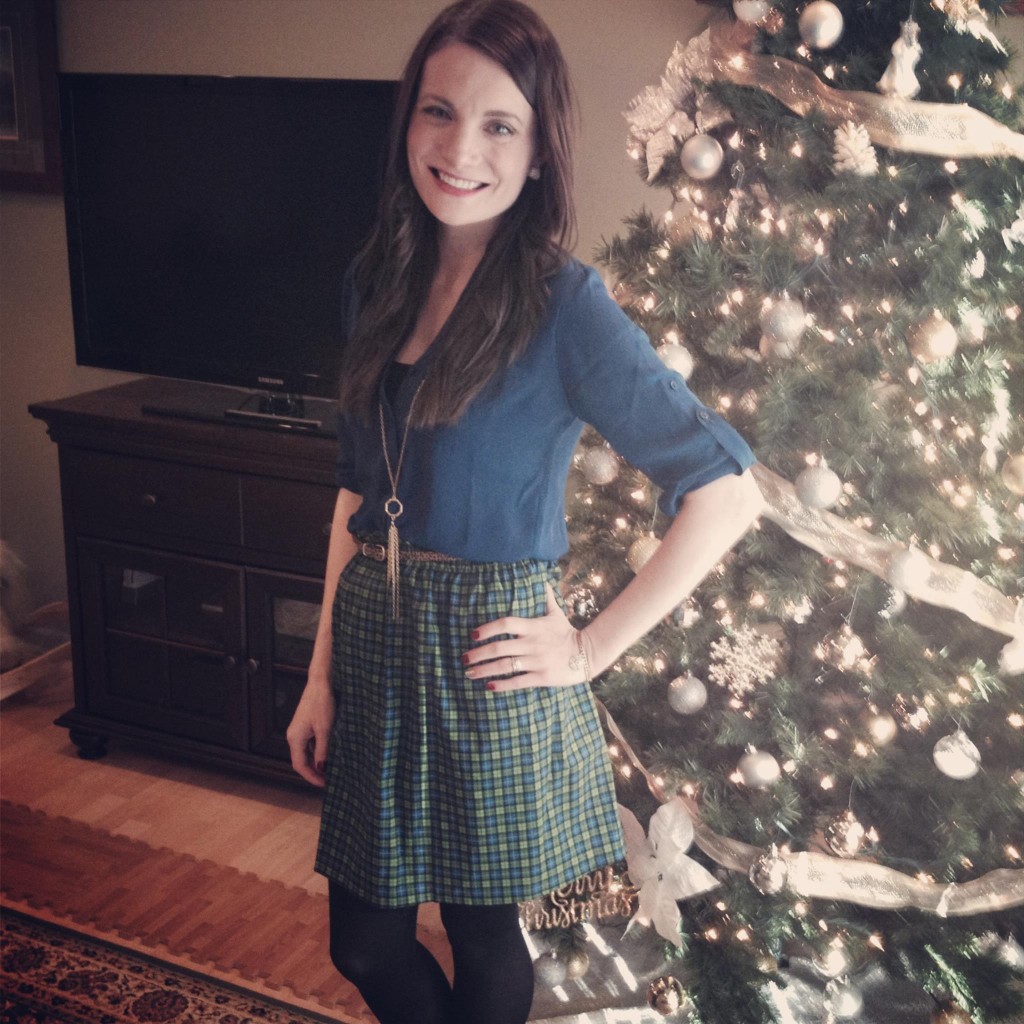 christmaseveoutfit-leahtackles.jpeg