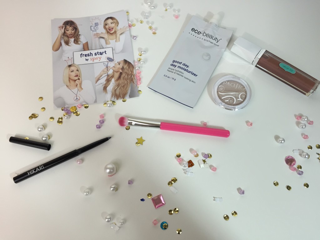 ipsy-glambag2015-leahtackles.jpeg