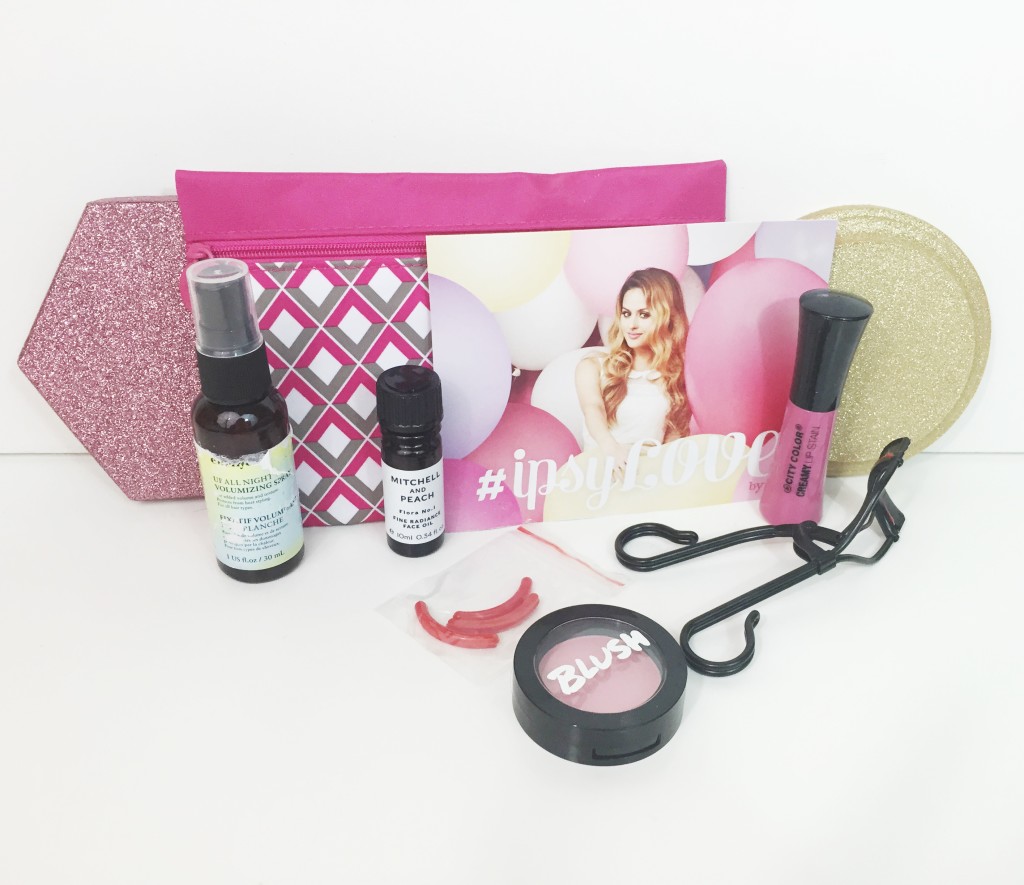 februaryipsyglambagreview-leahtackles.jpeg