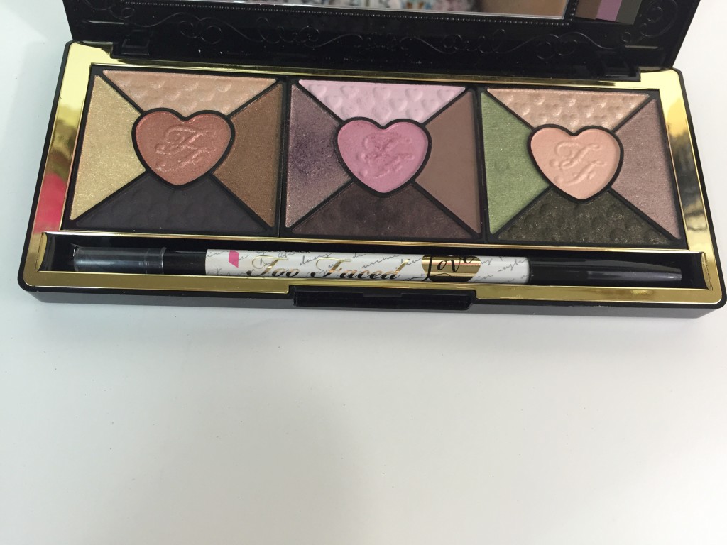 TooFaced-LovePalette-LeahTackles.jpeg