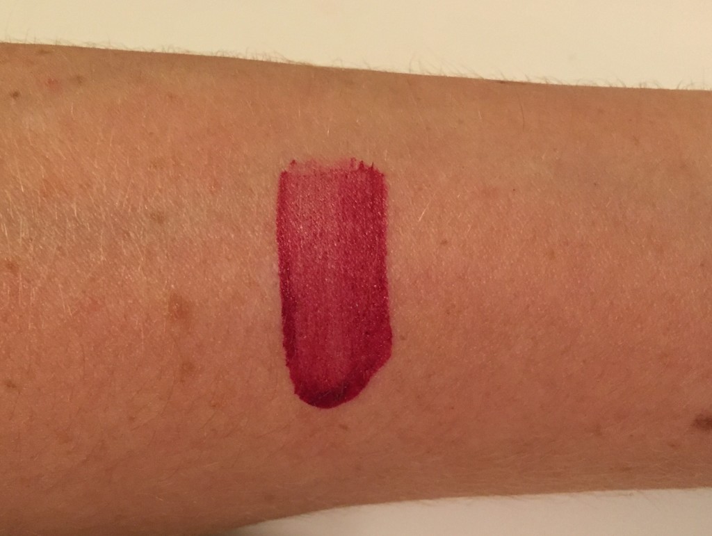 younique-stiffupperlip-sultry-swatches-review-leahtackles.jpeg